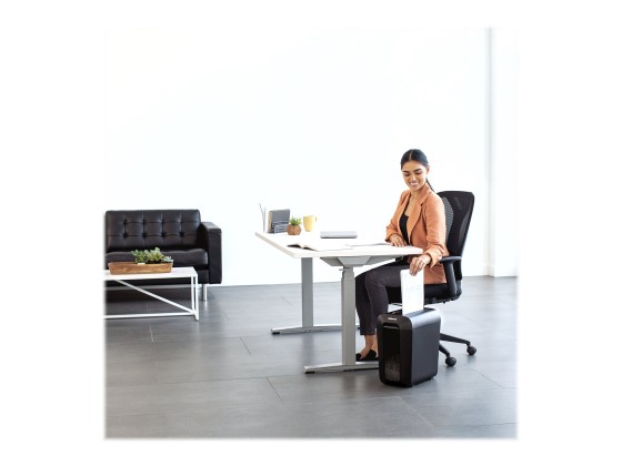 1 Destructeur FELLOWES LX65 22 L coupe croisée 10 feuilles