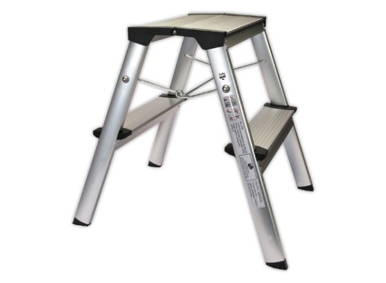 1 Marchepied aluminium pliant