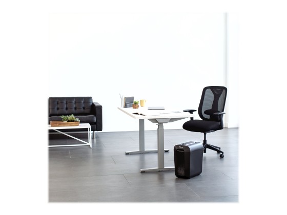 1 Destructeur FELLOWES LX65 22 L coupe croisée 10 feuilles