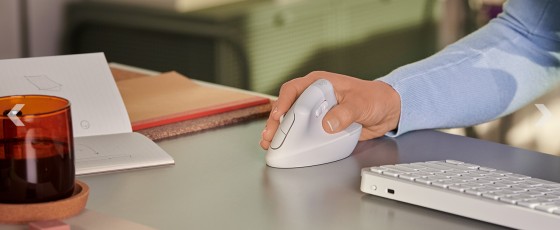 Logitech Lift souris Bureau Droitier RF sans fil + Bluetooth Optique 4000 DPI