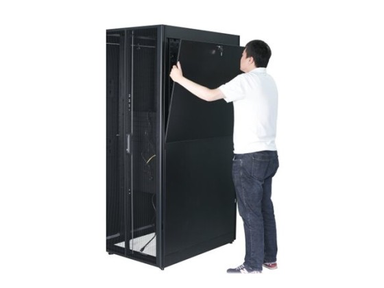 APC Easy Rack 48Ux600x1000 Roof/Side panel/castors/feet No Bottom 4Brackets black