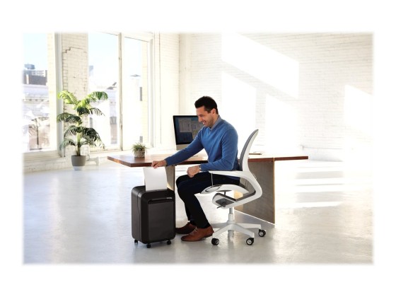 1 Destructeur FELLOWES LX210 23 L coupe croisée 16 feuilles