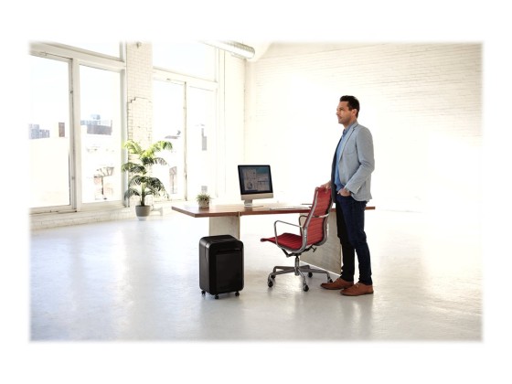 1 Destructeur FELLOWES LX210 23 L coupe croisée 16 feuilles