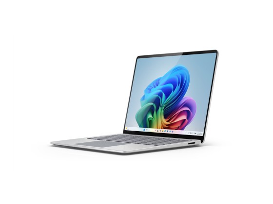 Microsoft Surface Laptop - Ecran Tactile 13.8" - Copilot+ PC - Snapdragon X Plus - 16Go RAM - 256Go SSD - Windows 11 Home- Platine (7ème Edition)