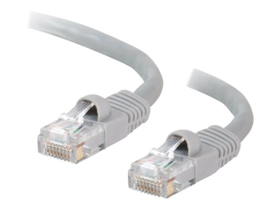C2G Cat5e Booted Unshielded (UTP) Network Patch Cable - Cordon de raccordement - RJ-45 (M) pour RJ-45 (M) - 3 m - UTP - CAT 5e - moulé, sans crochet, bloqué - gris
