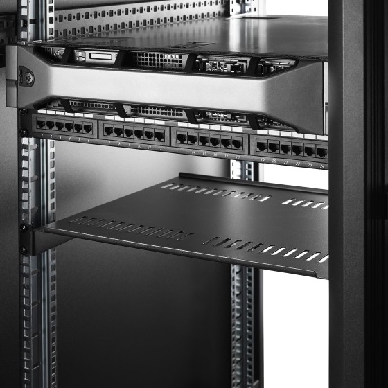 StarTech.com Lot de 2 Étagère 1U pour Rack Serveur, Étagère Cantilever Universelle Ventilée pour Montage en Rack, pour Rack/Armoire 19", Acier Robuste, Capacité de 20kg, Plateau de 40cm de Profondeur