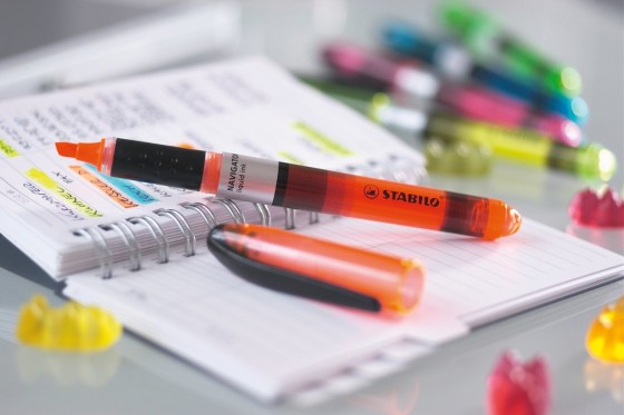 1 Surligneur à encre liquide STABILO Navigator -orange