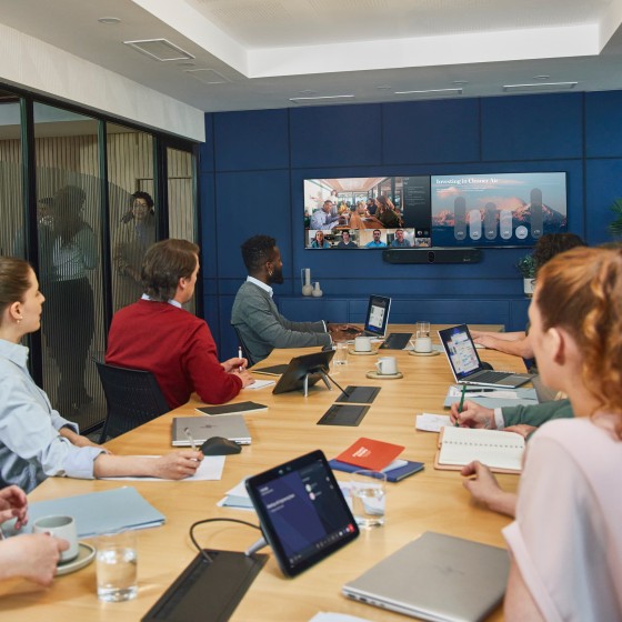 HP Poly Studio X72 All-In-One Video Bar with TC10 Controller Kit