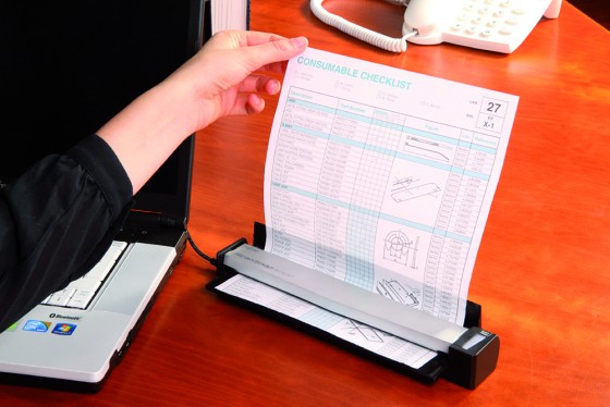 RICOH ScanSnap S1100i Scanner A4 color USB2.0 simplex 5.2sec per page USB Win und Mac ABBYY FineReader (P)