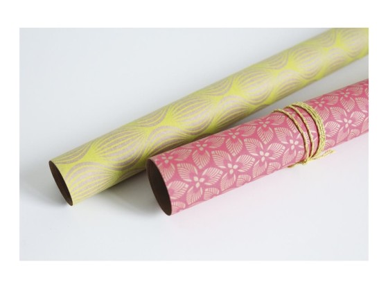 1 Carton de 30 Rouleaux de papier cadeau assortis 2 mx 70 cm