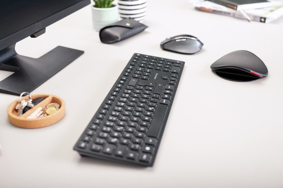 CHERRY KW 9100 SLIM Wireless Keyboard USB and Bluetooth black rechargeable (FR)