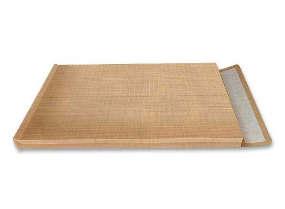 1 Boite de 100 Pochettes kraft brun armé bande siliconée 340x465 mm à soufflets 30mm