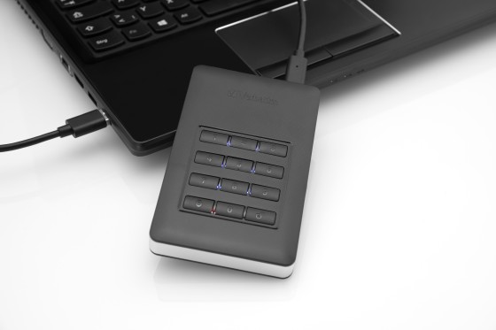 Verbatim Store 'n' Go Portable - Disque dur - chiffré - 1 To - externe (portable) - USB 3.1 Gen 1 (USB-C connecteur) - AES 256 bits