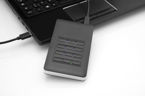 Verbatim Store 'n' Go Portable - Disque dur - chiffré - 1 To - externe (portable) - USB 3.1 Gen 1 (USB-C connecteur) - AES 256 bits
