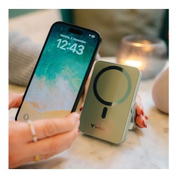 Verbatim Charge 'n' Go - Banque d'alimentation sans fil - magnétique, avec support - Li-pol - 10000 mAh - 20 Watt - 3 A - PD (24 pin USB-C) - vert