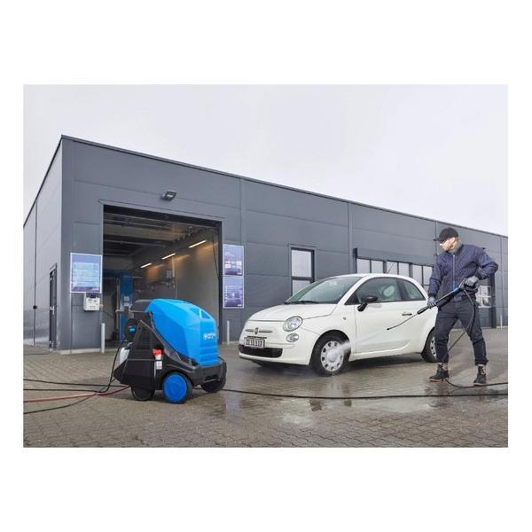 NETTOYEUR HAUTE PRESSION EAU CHAUDE 