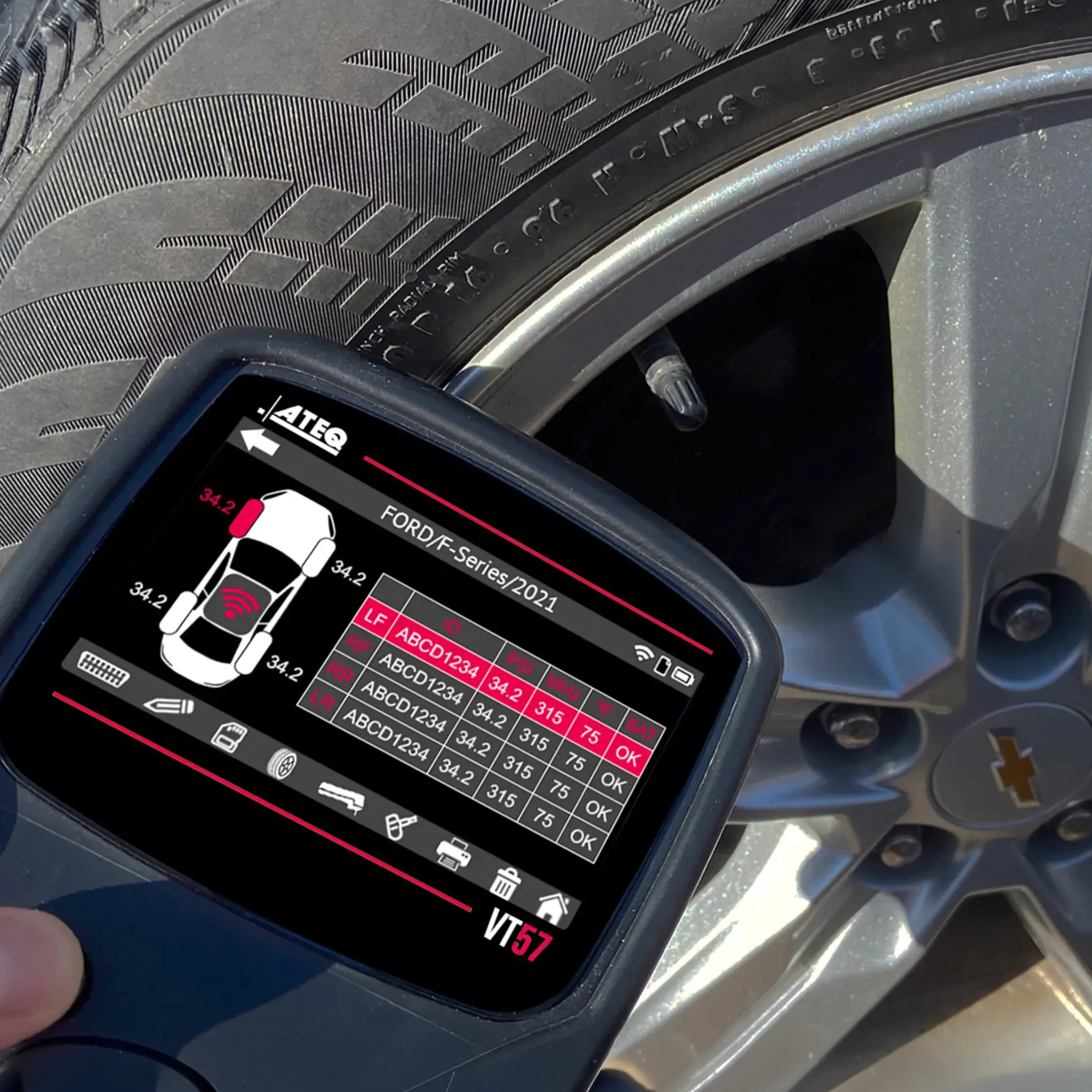 OUTIL PROGRAMMATION POUR CAPTEUR DE PRESSION TPMS