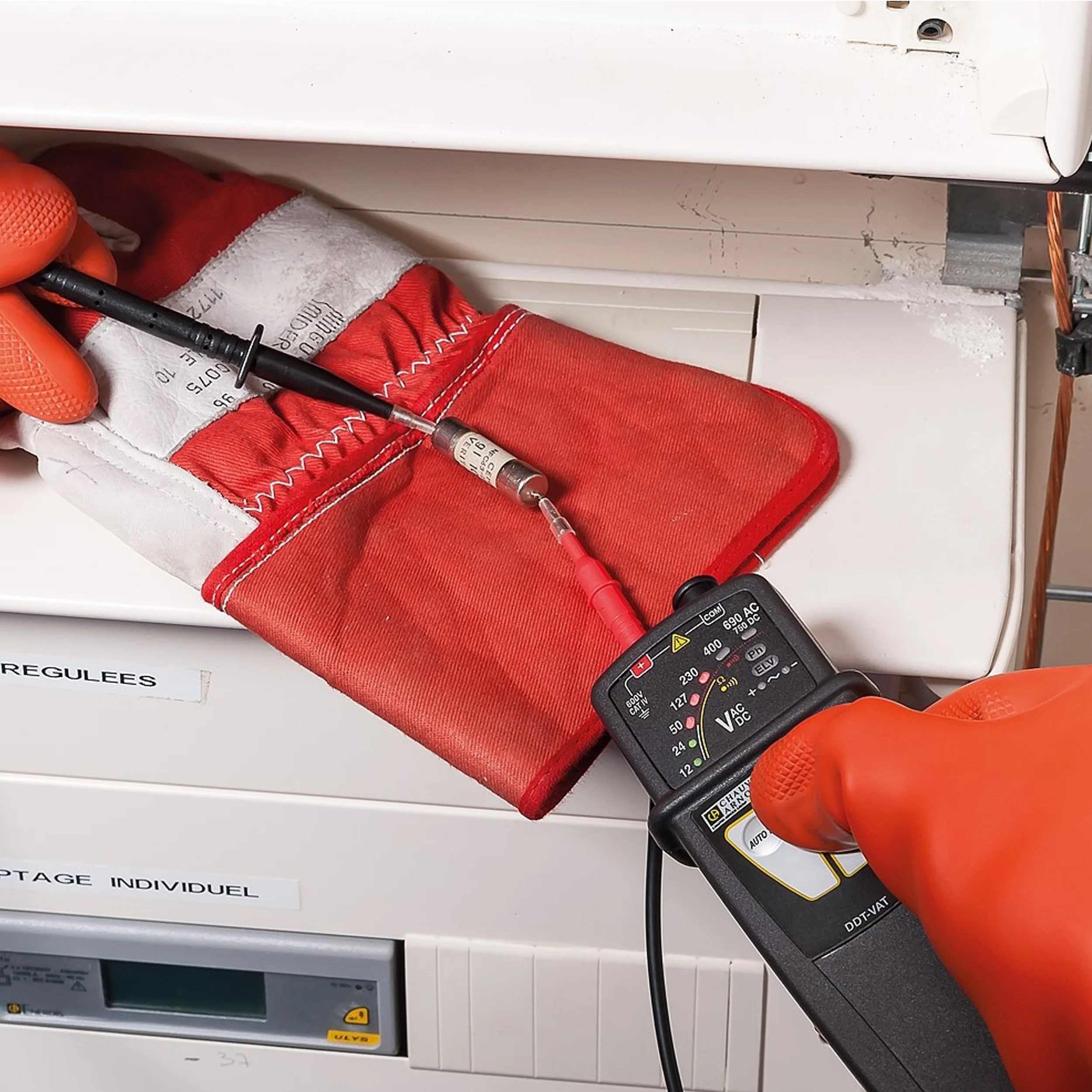 TESTEUR DE TENSION VAT 