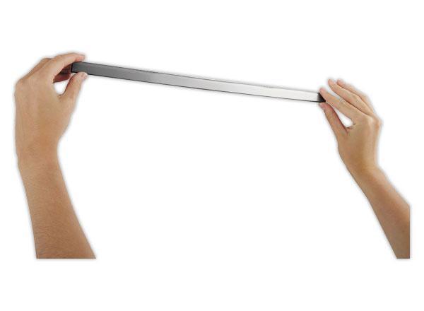 1 Rouleau magnétique à découper. Argent.