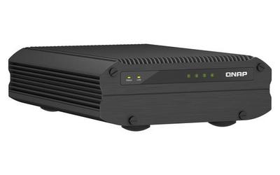 QNAP TS-i410X-8G 4-bay Desktop NAS 8Go RAM