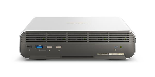 QNAP TBS-h574TX-i5-16G 5-bay All-Flash NASbook Intel Core i5-1340PE 12C/16T up to 4.50GHz onboard 16Go RAM not expandable