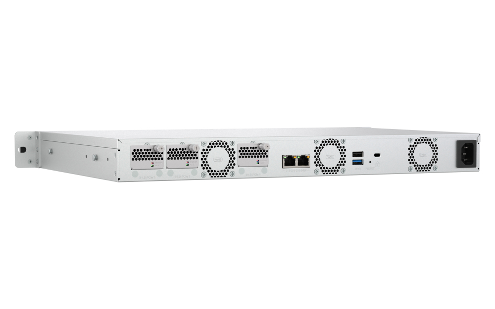 QNAP TS-H765EU-8G NAS 4-Bay Intel Atom x7405C 8Go SODIMM DDR5 150W PSU