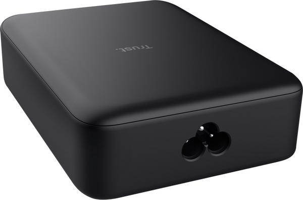 TRUST Maxo 240W GaN Desktop Charger with 4 USB-C Ports EU Black