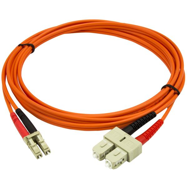 StarTech.com Câble fibre optique duplex multimode 50/125 OM2 de 2 m - LC vers SC - LSZH - Orange - Câble réseau - LC multi-mode (M) pour SC multi-mode (M) - 2 m - fibre optique - duplex - 50 / 125 microns