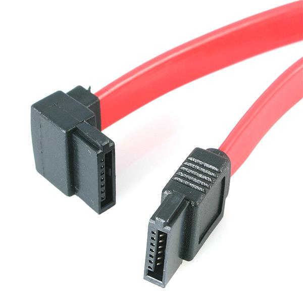 StarTech.com Câble SATA à angle gauche de 46 cm - Cordon Serial ATA coudé - Câble SATA - Serial ATA 150/300/600 - SATA (R) pour SATA (R) - 46 cm - connecteur à angle gauche - rouge - pour P/N: 25S22M2NGFFR, 35S24M2NGFF, CFAST2SAT25, PEXM2SAT32N1, S322M225