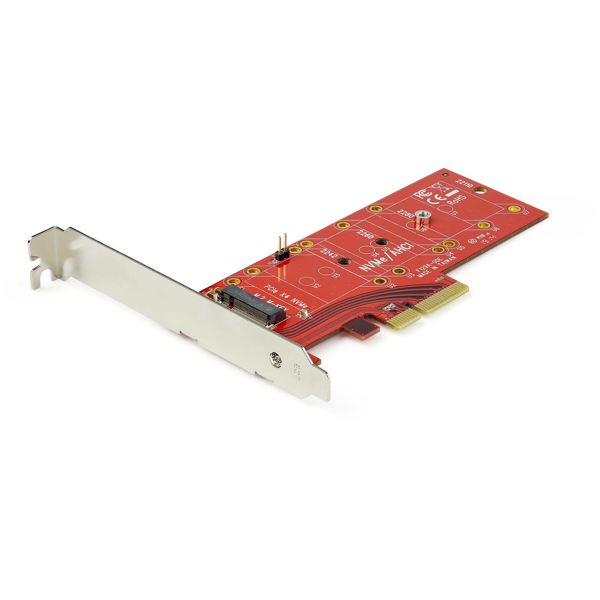 StarTech.com Adaptateur PCI Express x4 vers SSD M.2 PCIe - SSD M.2 NGFF - Adaptateur d'interface - M.2 - Expansion Slot to M.2 - M.2 Card - PCIe x4 - rouge - pour P/N: BNDTB10GI, BNDTB210GSFP, BNDTB310GNDP, BNDTB410GSFP, BNDTB4M2E1, BNDTBUSB3142