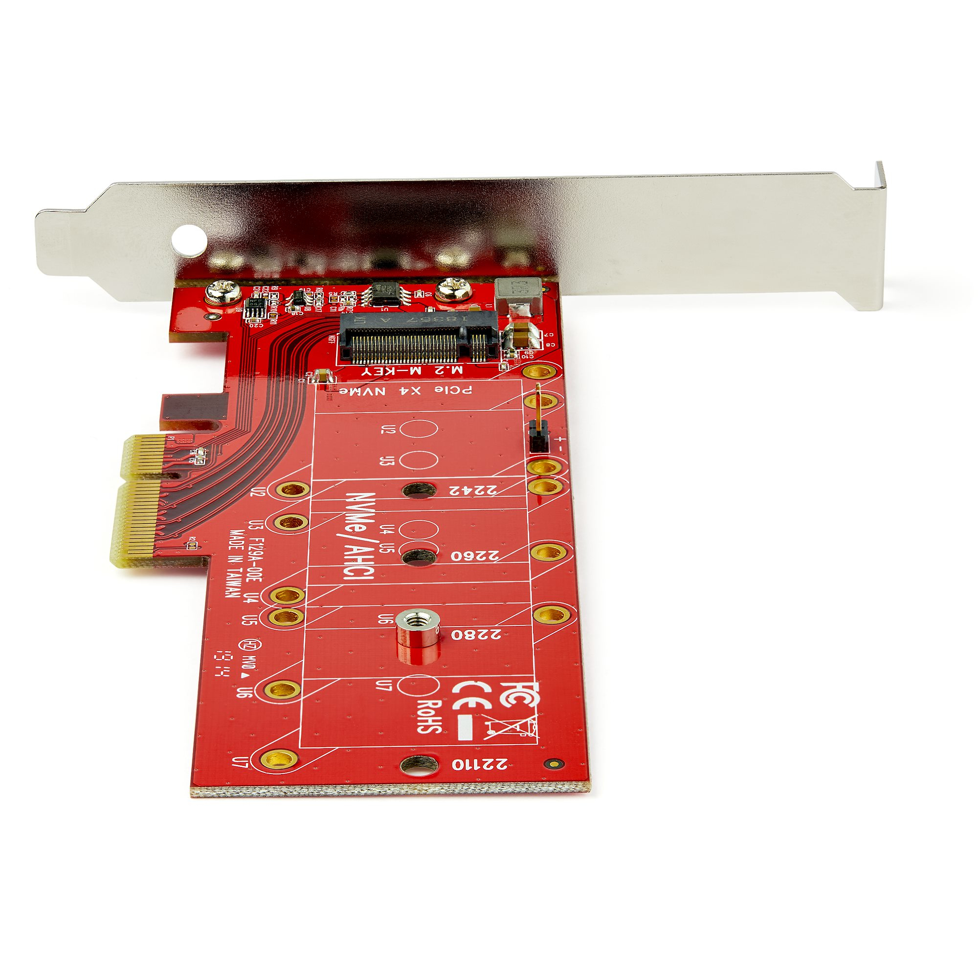 StarTech.com Adaptateur PCI Express x4 vers SSD M.2 PCIe - SSD M.2 NGFF - Adaptateur d'interface - M.2 - Expansion Slot to M.2 - M.2 Card - PCIe x4 - rouge - pour P/N: BNDTB10GI, BNDTB210GSFP, BNDTB310GNDP, BNDTB410GSFP, BNDTB4M2E1, BNDTBUSB3142