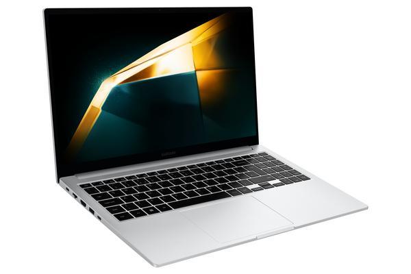 GB4 15.6" i7U 16/512GB W11P