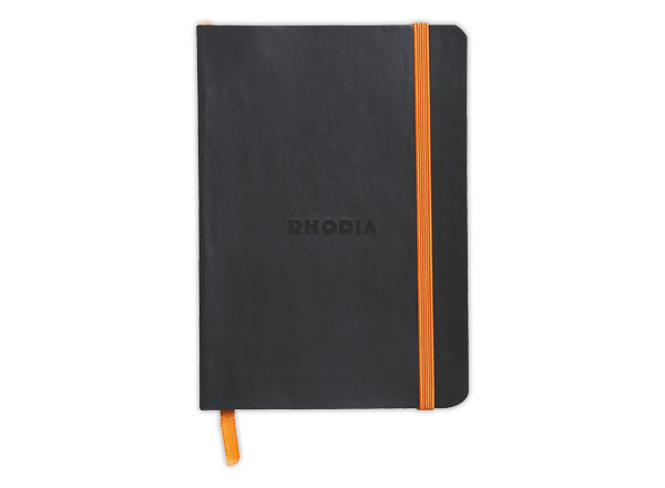 1 Carnet broché Rhodiarama A6 140 pages,ligné, couverture souple noire