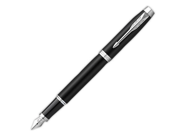 1 Stylo plume Parker IM noir mat avec finitions chrome, plume moyenne
