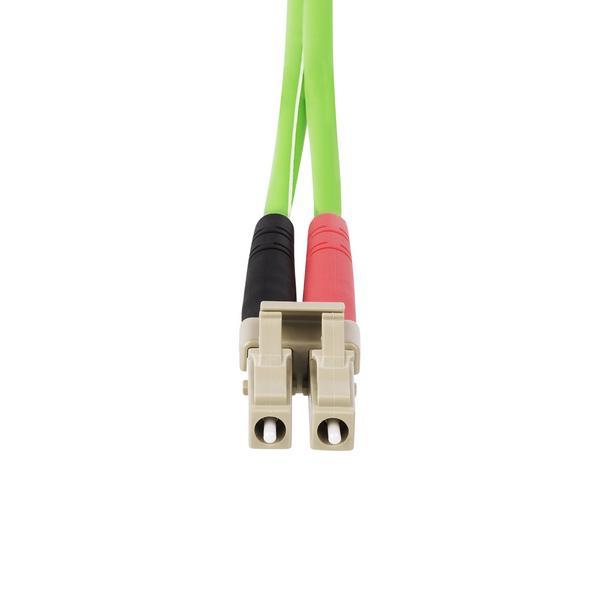 StarTech.com Câble Fibre Optique Multimode OM5 LC/LC (UPC) 2m, Câble LSZH - Cordon de raccordement - LC/UPC multimode (M) pour LC/UPC multimode (M) - 2 m - 2.9 mm - fibre optique - duplex - 50 / 125 microns - OM5 - sans halogène, débit de transfert de don
