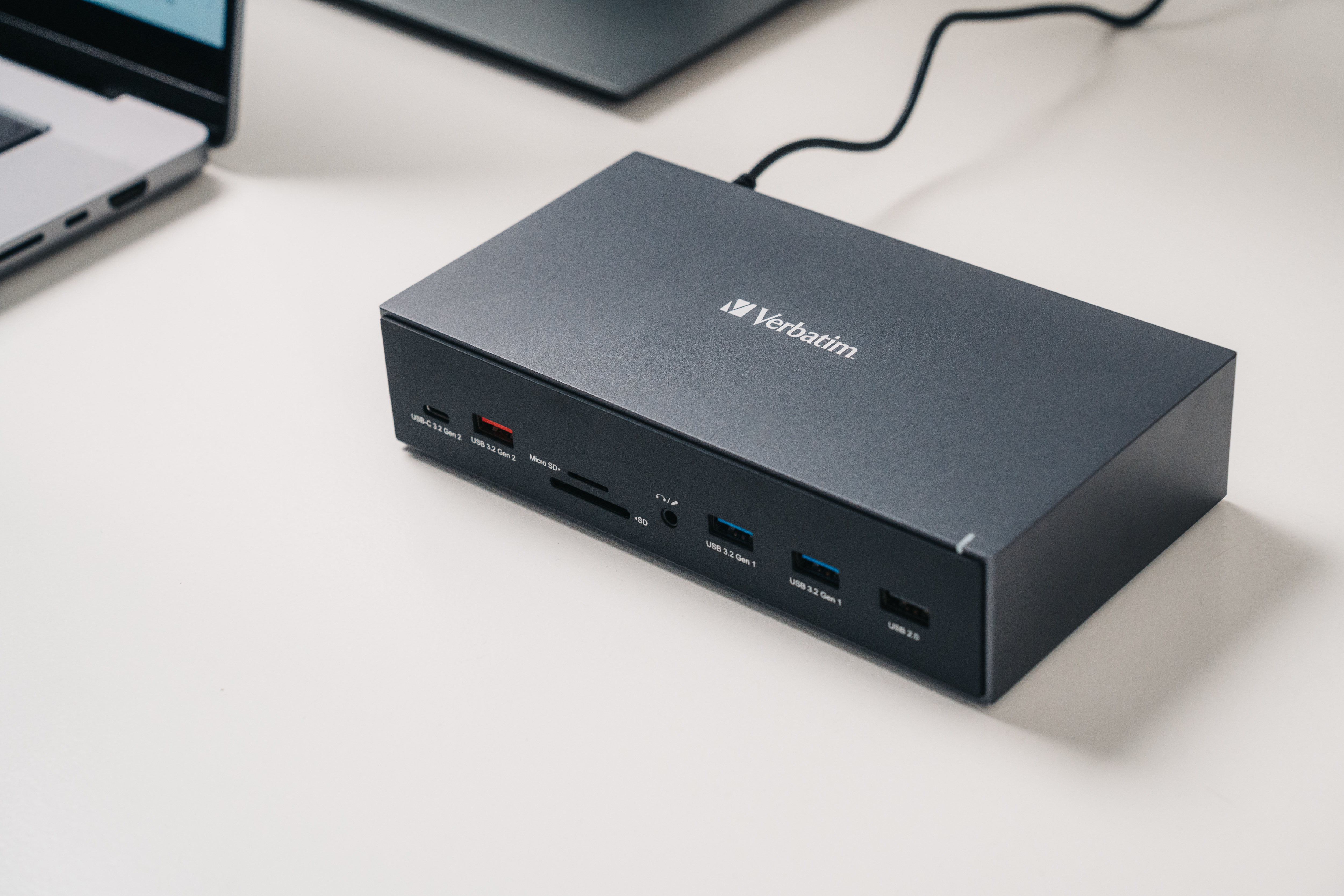 Verbatim Pro - Station d'accueil - USB-C - 2 x DP, 3 x HDMI - 1GbE - 120 Watt
