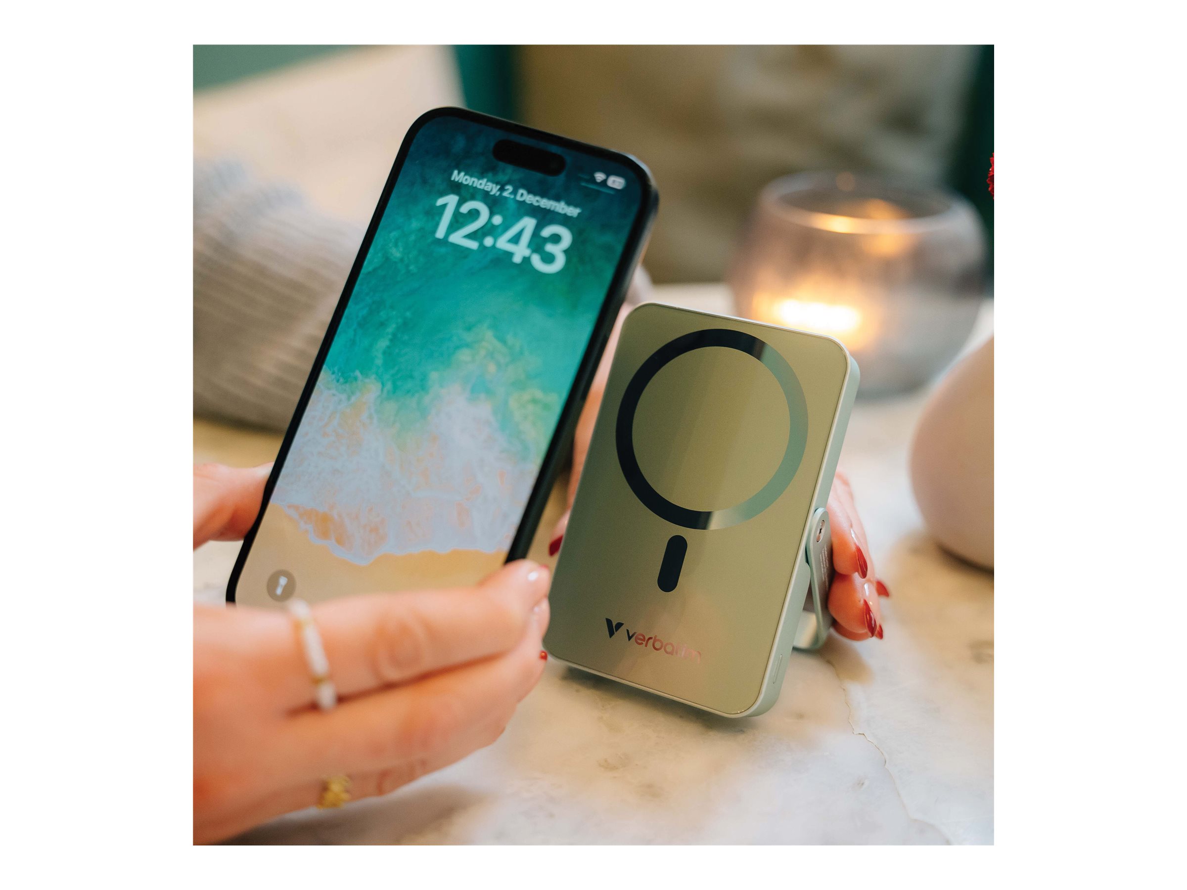 Verbatim Charge 'n' Go - Banque d'alimentation sans fil - magnétique, avec support - Li-pol - 10000 mAh - 20 Watt - 3 A - PD (24 pin USB-C) - vert