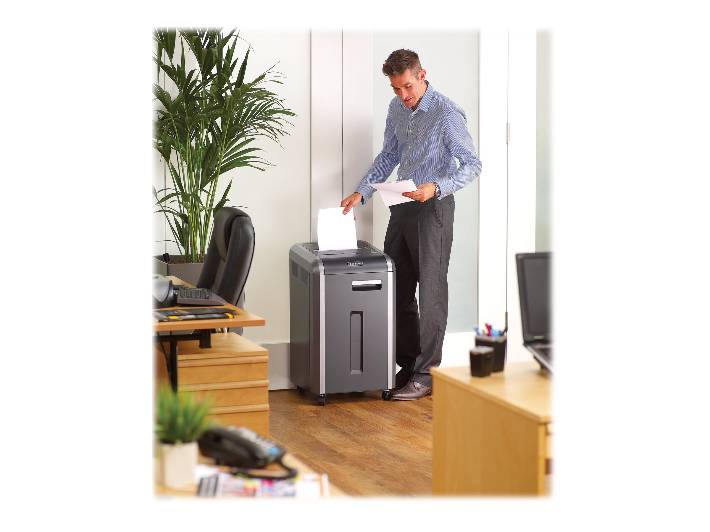 1 Destructeur collectif FELLOWES 225i 60L coupe droite 20 feuilles