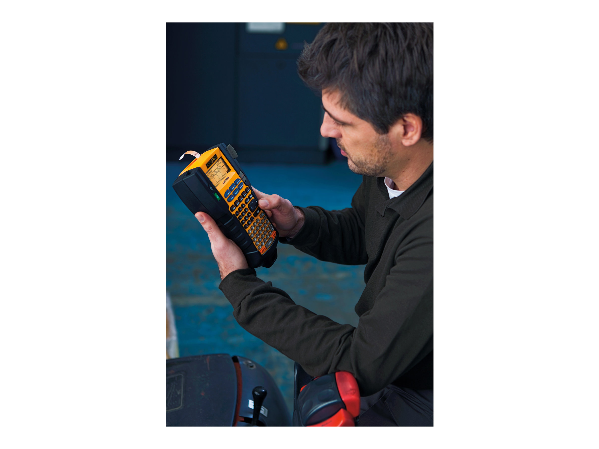 1 Titreuse RHINO Pro 5200 avec mallette