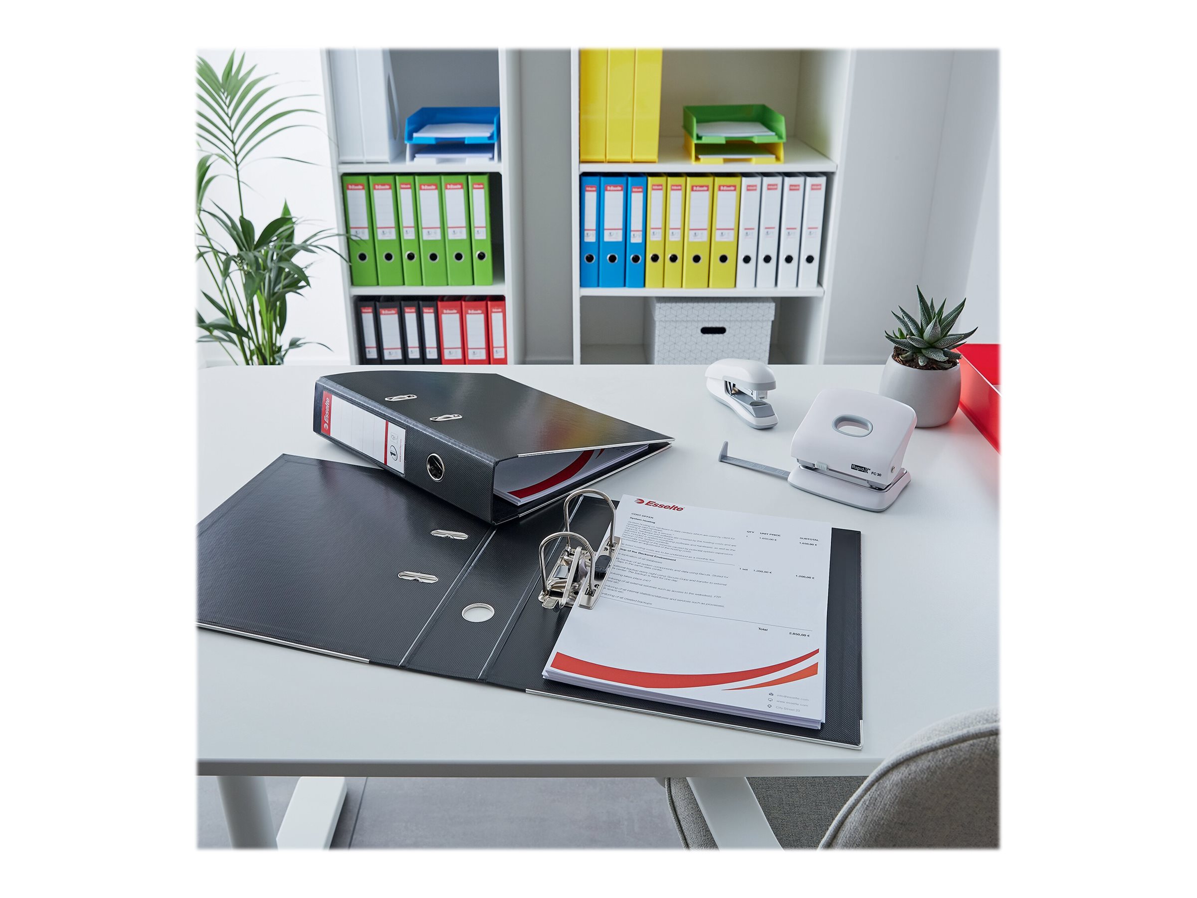 1 Classeur à levier Vivida ESSELTE N°1 Power - Dos 5cm Bleu clair