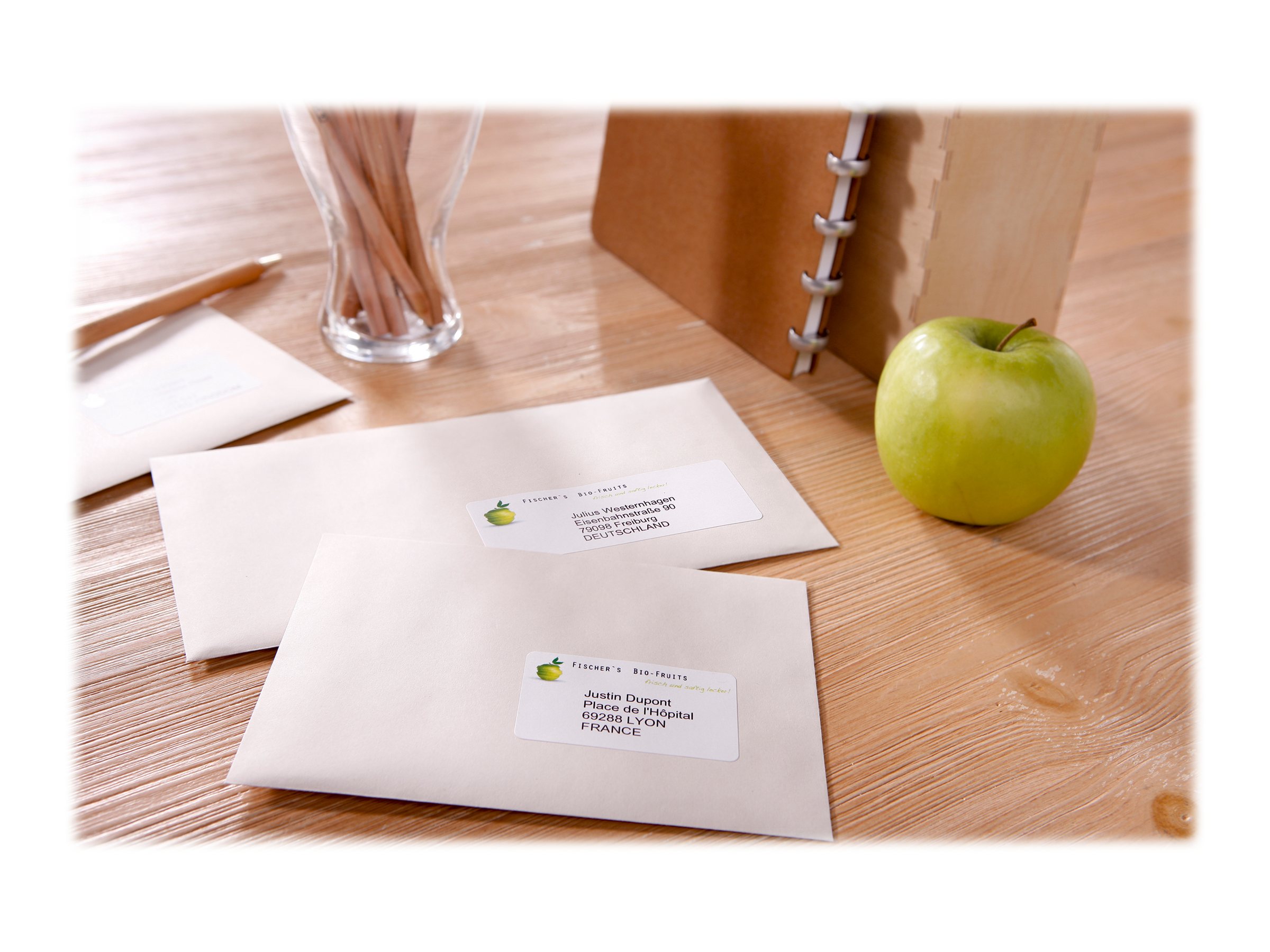 1 Boite de 100 Planches d'étiquettes laser AVERY 99,1x67,7 mm soit 800 étiq/boîte