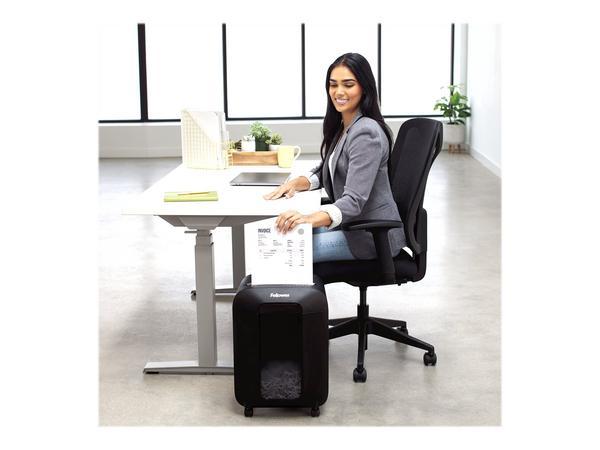 1 Destructeur FELLOWES LX85 20 L coupe croisée 12 feuilles