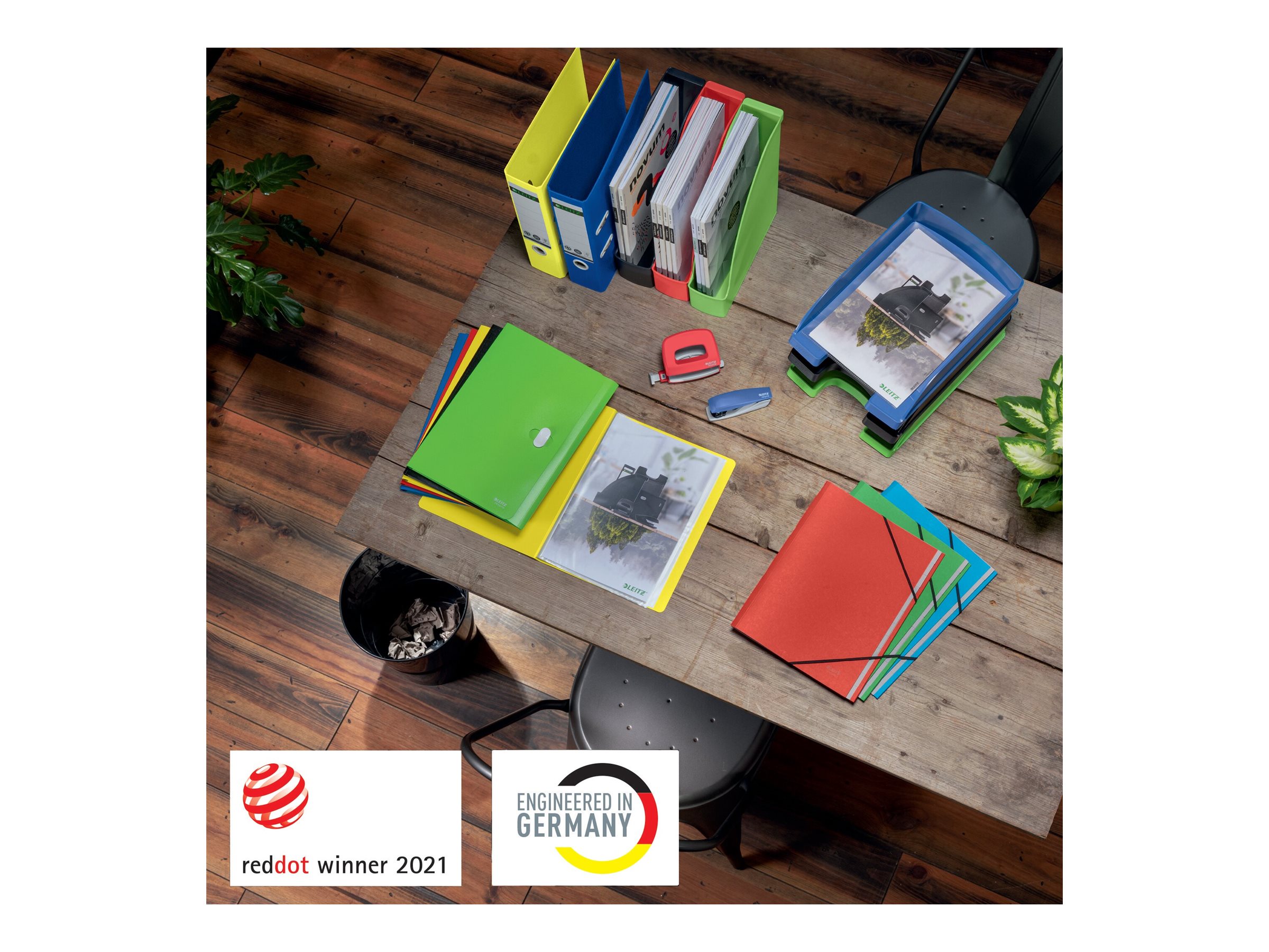 1 Agrafeuse de bureau Leitz recyclée 10 feuilles - bleue