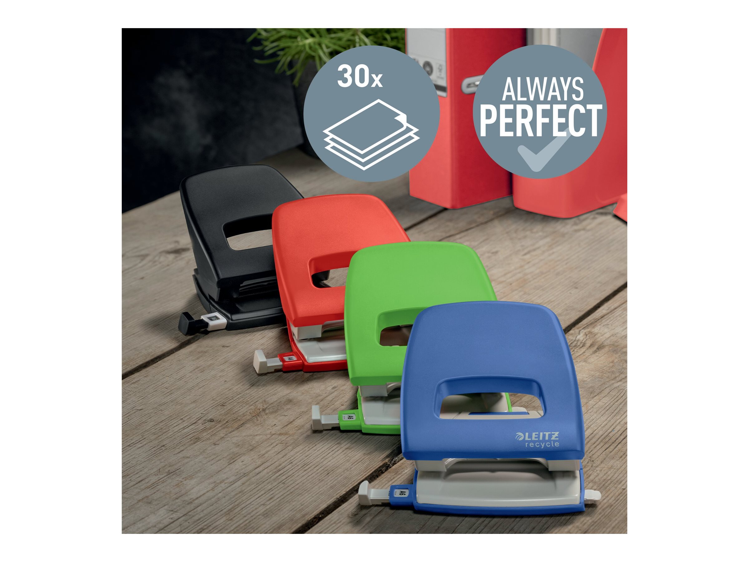 1 Perforateur Leitz Recycle 2 trous, 30 feuilles - rouge